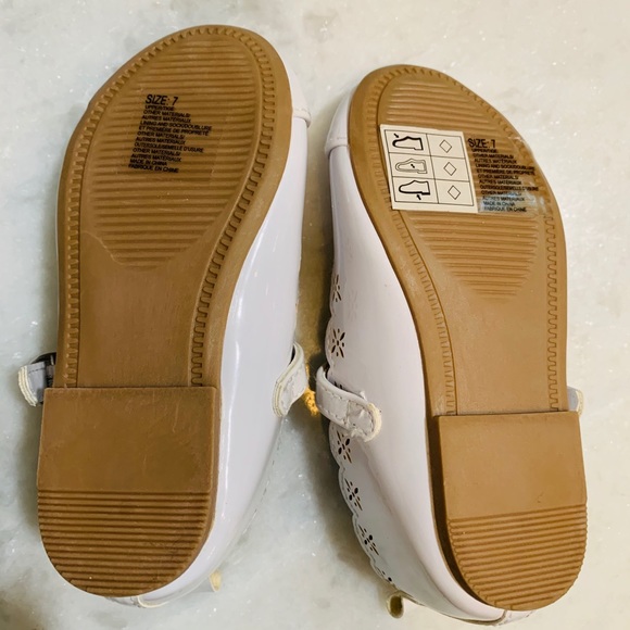 Gymboree Brand NEW!!! Toddler Girls Dressy Shoes - Picture 2 of 2